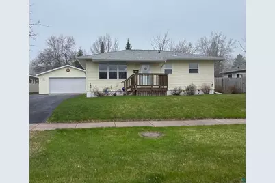 74 Edison Boulevard, Silver Bay, MN 55614 - Photo 2