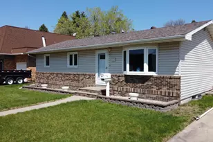 814 23rd Ave S, Moorhead, MN 56560 - Photo 1