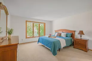 9915 29th Ave N, Plymouth, MN 55441 - Photo 10