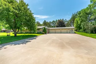 1043 Woodland Loop, Fergus Falls, MN 56537 - Photo 4