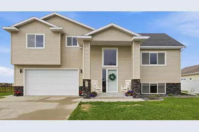 1102 6th Avenue NE, Dilworth, MN 56529 - Photo 2