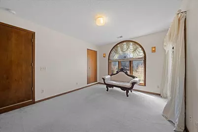 479 Mary Street S, Maplewood, MN 55119 - Photo 36