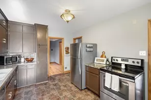 245 5th Ave S, South Saint Paul, MN 55075 - Photo 10