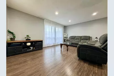 1736 Douglas Avenue, Worthington, MN 56187 - Photo 6