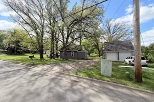 560 3rd Ave NW, Milaca, MN 56353 - Photo 1