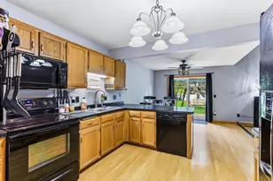 2333 Williams Dr, Burnsville, MN 55337 - Photo 12