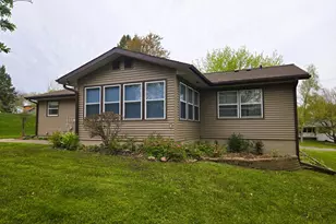 910 Mission Dr, Rice Lake, WI 54868 - Photo 4
