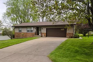 910 Mission Dr, Rice Lake, WI 54868 - Photo 32