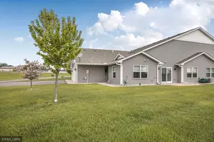 801 Stonehaven Path, Milaca, MN 56353 - Photo 2