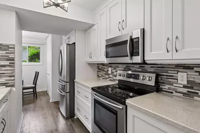 47 River Woods Lane, Burnsville, MN 55337 - Photo 2