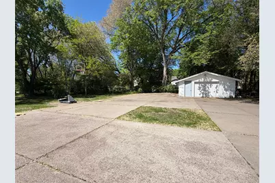 313 E Broadway Street, Monticello, MN 55362 - Photo 4