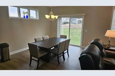 9591 James Circle N, Lake Elmo, MN 55042 - Photo 4