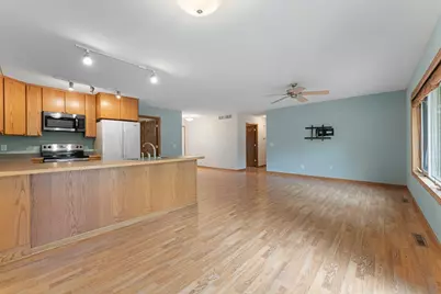 178 Minnesota Avenue, Roseville, MN 55113 - Photo 18