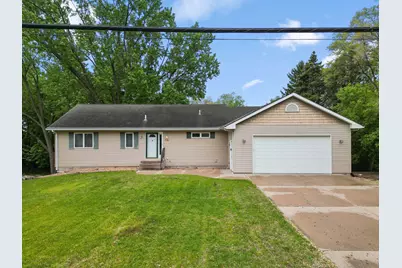 178 Minnesota Avenue, Roseville, MN 55113 - Photo 2
