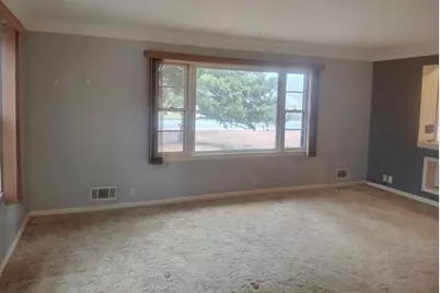 910 Golf Course Road NW, Hutchinson, MN 55350 - Photo 12