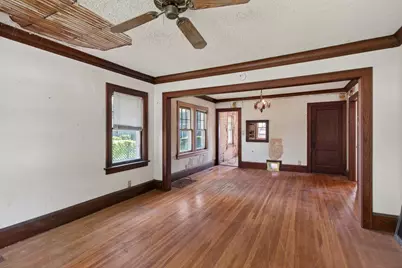 4415 Queen Avenue N, Minneapolis, MN 55412 - Photo 2