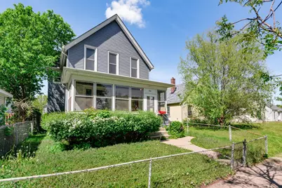53 Geranium Avenue E, Saint Paul, MN 55117 - Photo 2