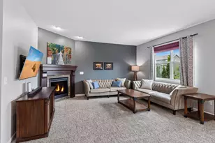 1098 Prairie View Ln, Waconia, MN 55387 - Photo 4