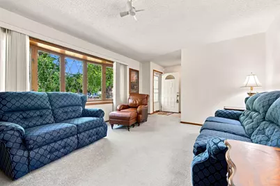 10565 Madison Street NE, Blaine, MN 55434 - Photo 6