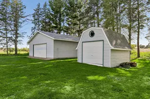 16652 Ingersoll Ave N, Hugo, MN 55038 - Photo 22