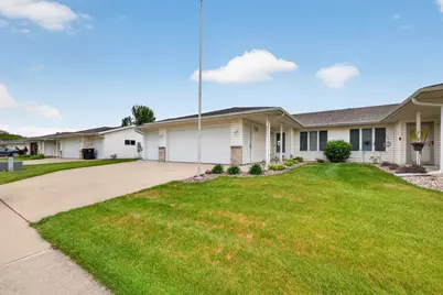 2031 Pinewood Road SE, Rochester, MN 55904 - Photo 2