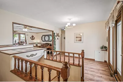 2233 Fremont Avenue E, Saint Paul, MN 55119 - Photo 10