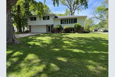1609 Gateway Drive, Albert Lea, MN 56007 - Photo 2