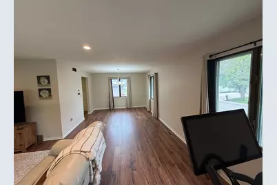 1609 Gateway Drive, Albert Lea, MN 56007 - Photo 4