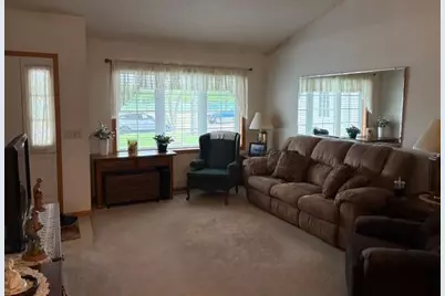 2500 4th Street NE, Waseca, MN 56093 - Photo 4
