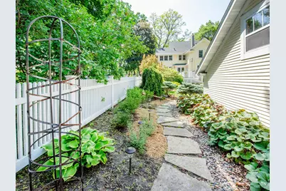 1907 Goodrich Avenue, Saint Paul, MN 55105 - Photo 42
