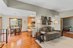 9731 Dorset Ln, Eden Prairie, MN 55347 - Photo 14