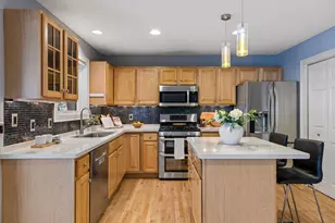 1918 Berkeley Ave, Saint Paul, MN 55105 - Photo 18