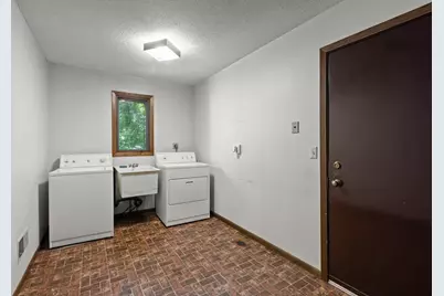 8233 Pleasant View Court, Mounds View, MN 55112 - Photo 12