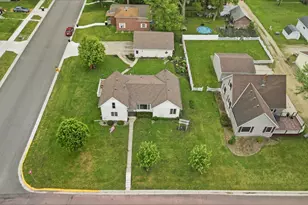 428 N Gorman St, Blue Earth, MN 56013 - Photo 32