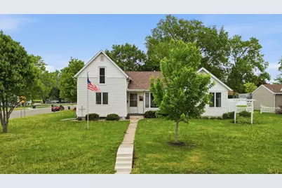 428 N Gorman Street, Blue Earth, MN 56013 - Photo 1