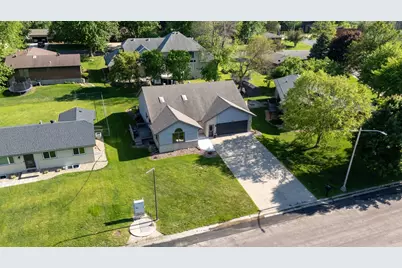 1955 Dorathea Boulevard, Worthington, MN 56187 - Photo 8