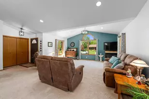 1955 Dorathea Blvd, Worthington, MN 56187 - Photo 14
