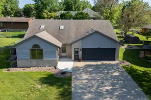 1955 Dorathea Blvd, Worthington, MN 56187 - Photo 10