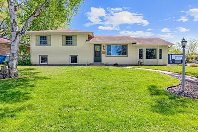 104 8th Avenue NE, Forest Lake, MN 55025 - Photo 1