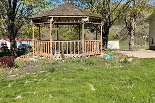 S1551 Co Rd I, Alma, WI 54610 - Photo 2
