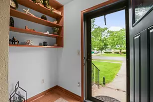 4366 Vera Cruz Ave N, Robbinsdale, MN 55422 - Photo 6
