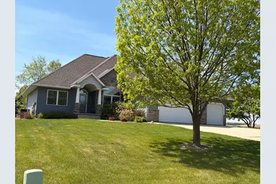 1808 4th Street NE, Willmar, MN 56201 - Photo 2