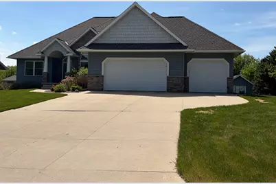 1808 4th Street NE, Willmar, MN 56201 - Photo 1