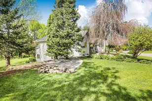 400 Klarsyn St SE, Cokato, MN 55321 - Photo 6