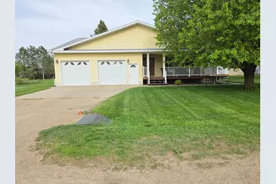 307 Brook Avenue N, Porter, MN 56280 - Photo 1
