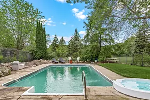 1130 Dove Ct, Chanhassen, MN 55317 - Photo 48