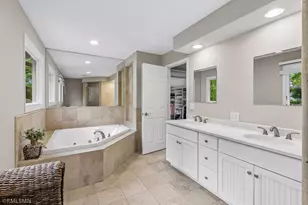 905 Windemere Curve, Plymouth, MN 55441 - Photo 24
