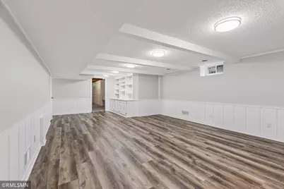 905 Windemere Curve, Plymouth, MN 55441 - Photo 34