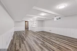 905 Windemere Curve, Plymouth, MN 55441 - Photo 34
