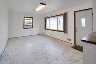 7016 Oliver Cir N, Brooklyn Center, MN 55430 - Photo 14